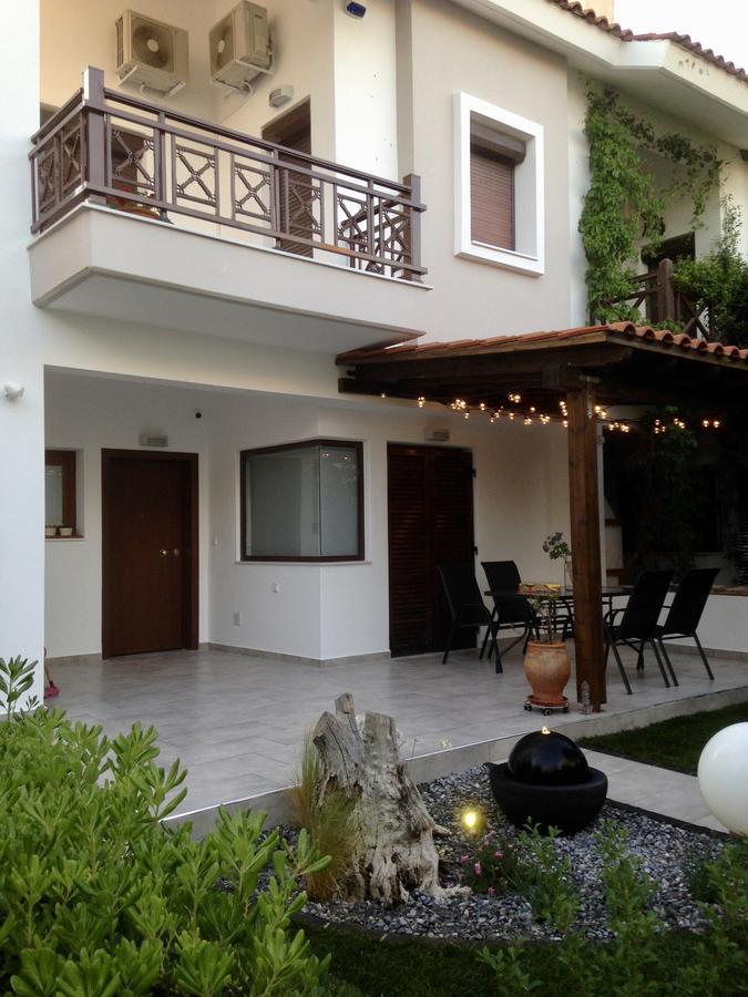 Beach House Nikiti Exterior photo